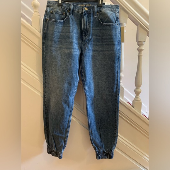 NWT Michael Kors Jogger Jeans. Size 4. - Picture 3 of 6